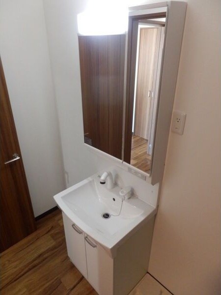  フローネル六番町