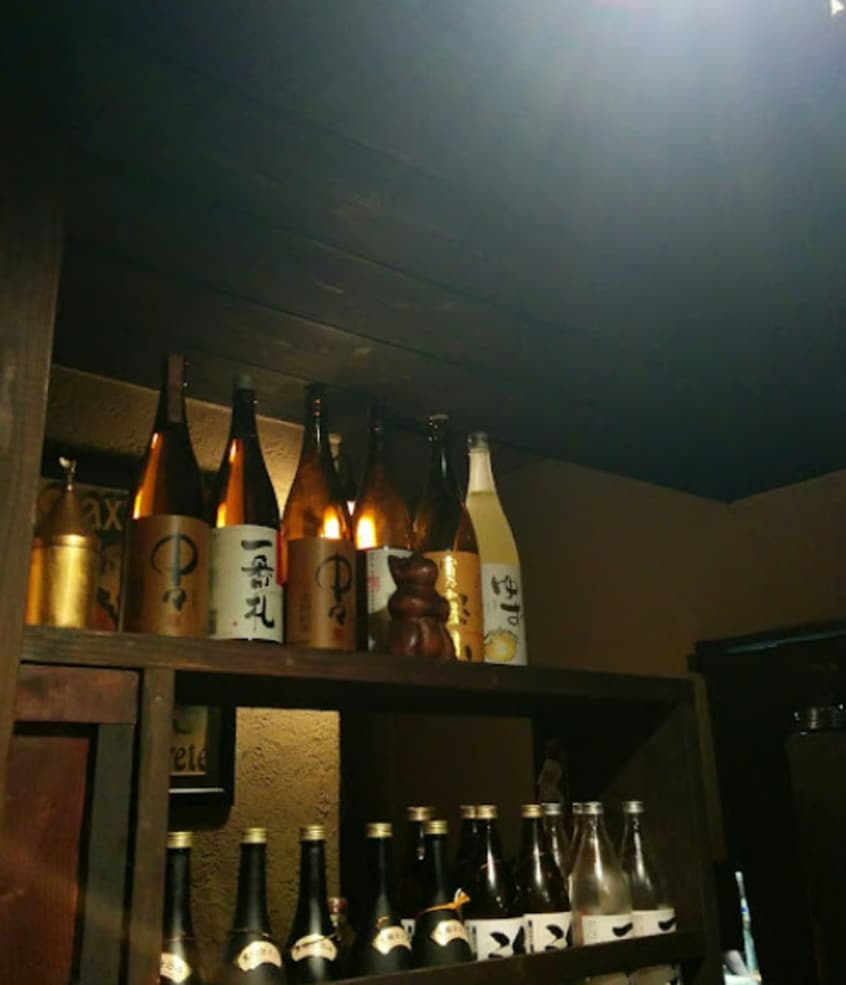 ヴォラス(VORACE)(その他飲食（ファミレスなど）)まで307m Ampio八田