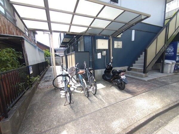  ヴァンベール八事