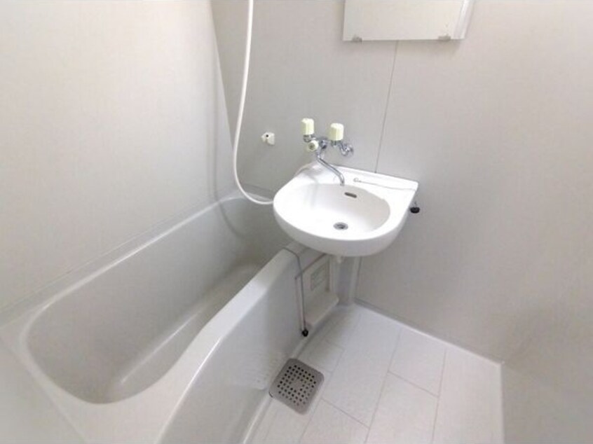  ヴァンベール八事