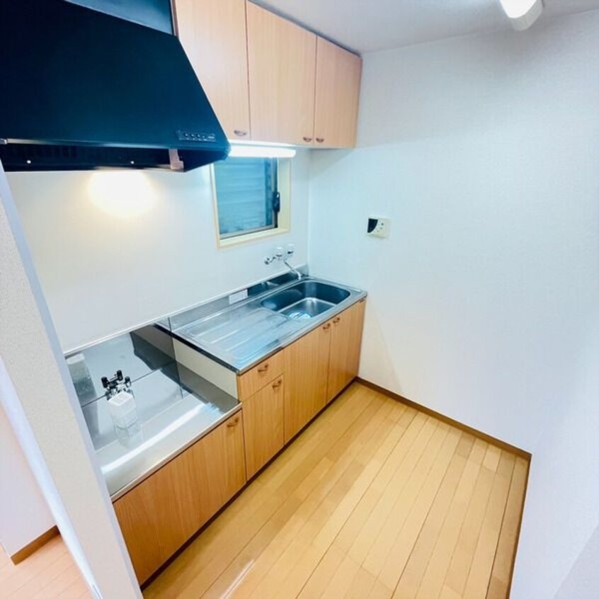  メゾンハナブサ