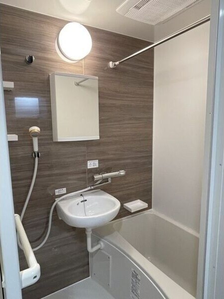  名古屋市営地下鉄鶴舞線/上前津駅 徒歩4分 4階 築34年