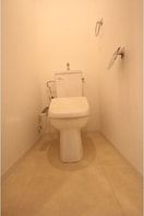  東海道本線/金山駅 徒歩3分 14階 築18年