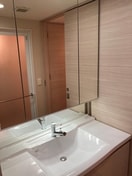  ローレルコート泉