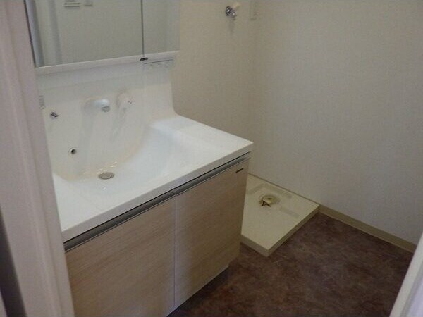  名古屋市営地下鉄東山線/星ヶ丘駅 徒歩7分 3階 築10年