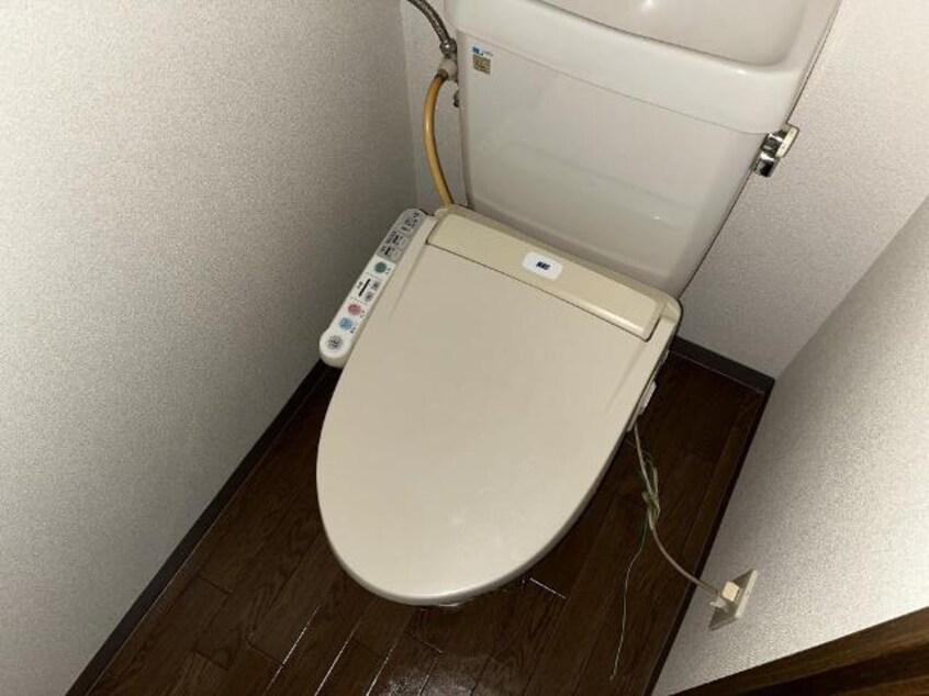 シャワー付トイレ リバーサイドＮ・Ｋ