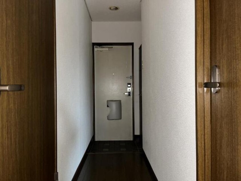 廊下 リバーサイドＮ・Ｋ