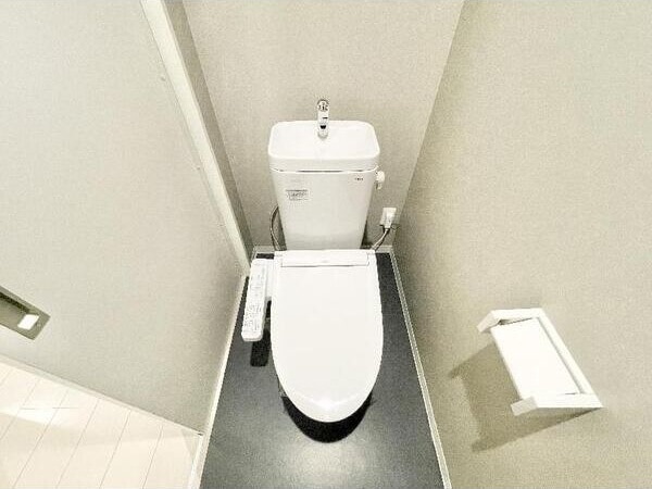  東海道本線/尾頭橋駅 徒歩8分 1階 築7年