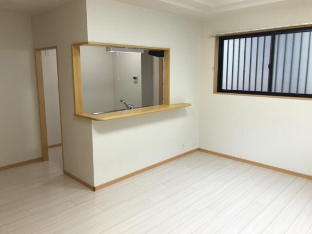 リビング アーバンフローラ