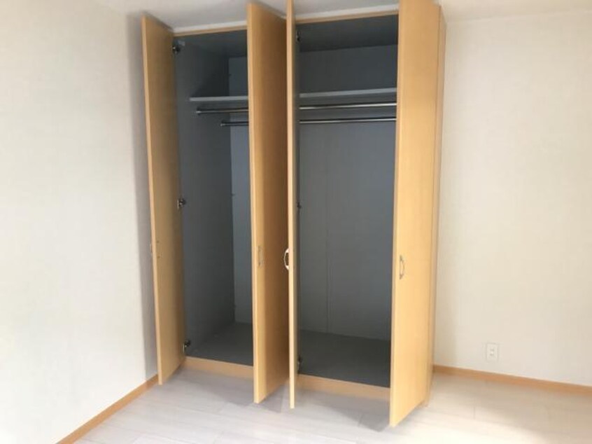 クローゼット アーバンフローラ