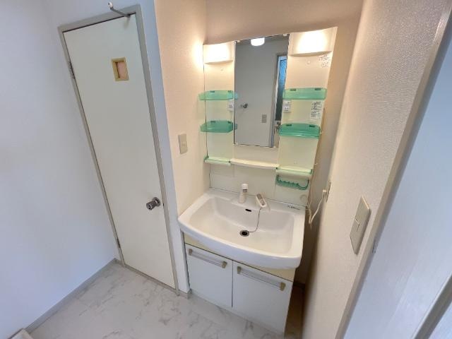 洗髪洗面化粧台 センタービレッジ