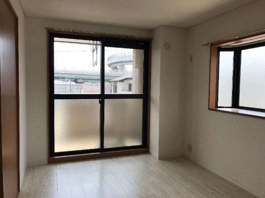 南洋室 エメラルド・ノービレⅠ