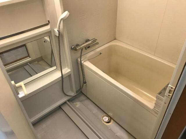 バス／シャワールーム等 エメラルド・ノービレⅠ