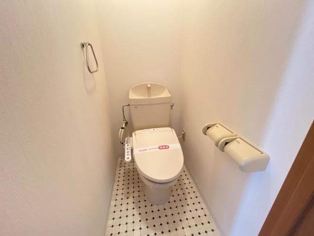 シャワー付トイレ エメラルド・ノービレⅢ