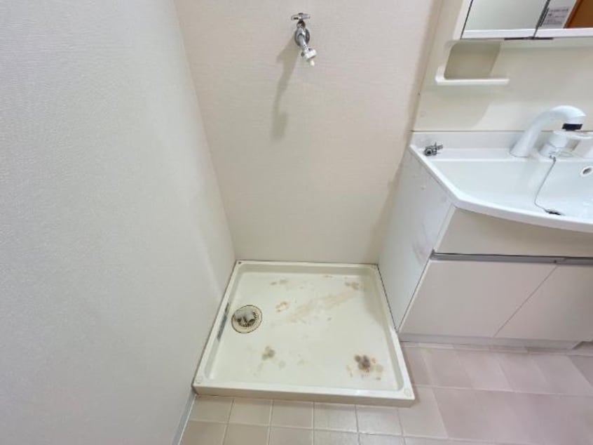 洗濯機置場 エメラルド・ノービレⅢ