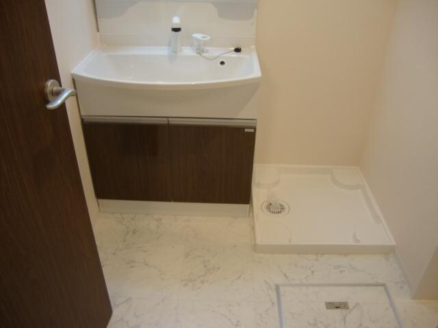 脱衣所 カルマ　スパーチオ城北