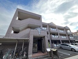 外観写真（昼）