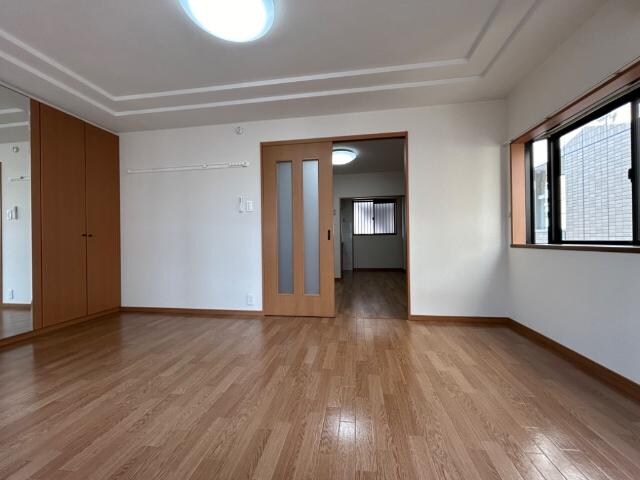 室内 サンタ　ピュアリ