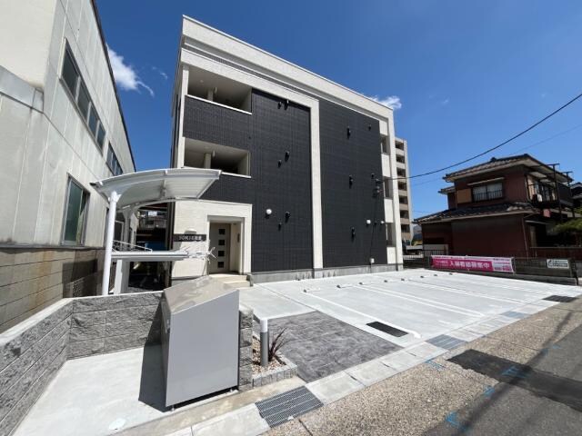 外観写真（昼） ソルチ歌里