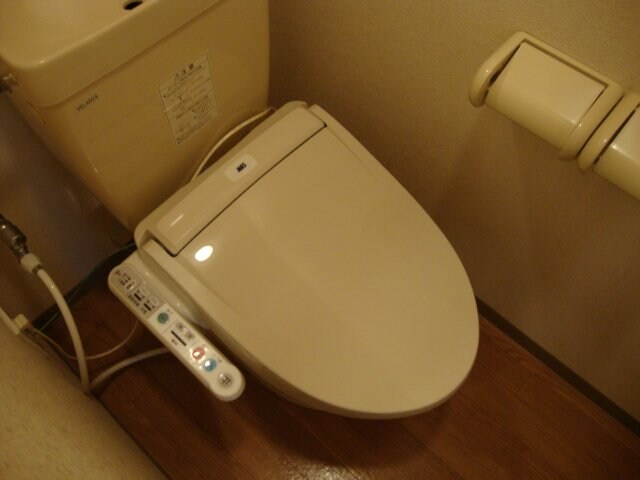 シャワー付トイレ ｖｉｌｌａ　花水木