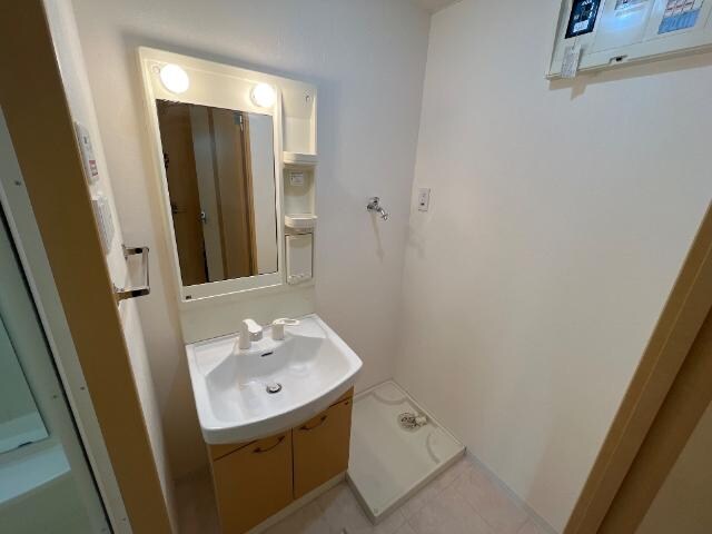 洗面 ウェル　ＩＺＵＭＩ