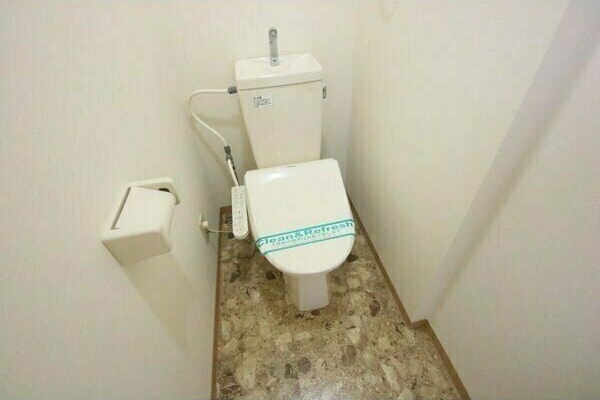  名古屋市営地下鉄鶴舞線/いりなか駅 徒歩6分 6階 築19年