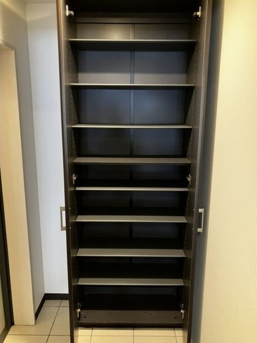  名古屋市営地下鉄桜通線/高岳駅 徒歩7分 3階 築8年