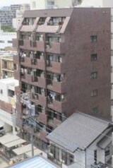 レスカール千代田