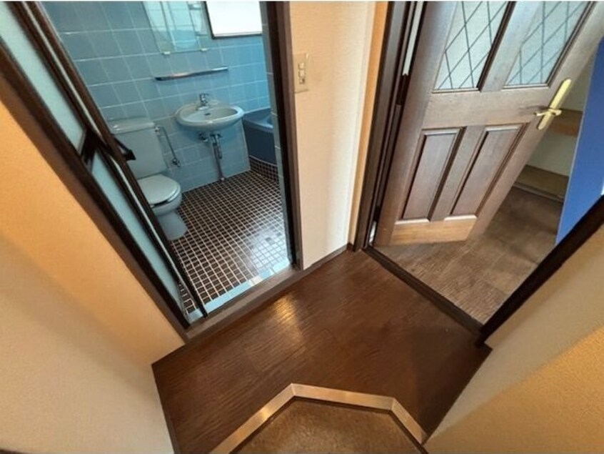  阪急神戸線/夙川駅 徒歩3分 6階 築34年