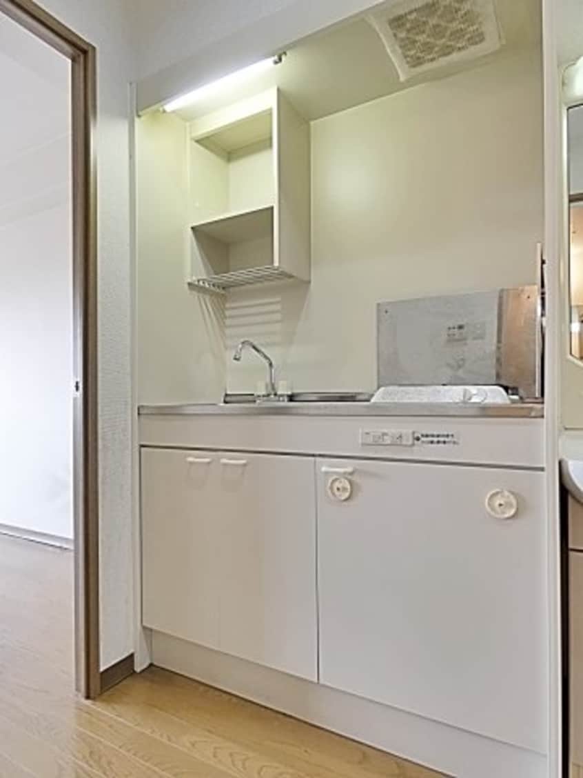  レージュ　ウエスト