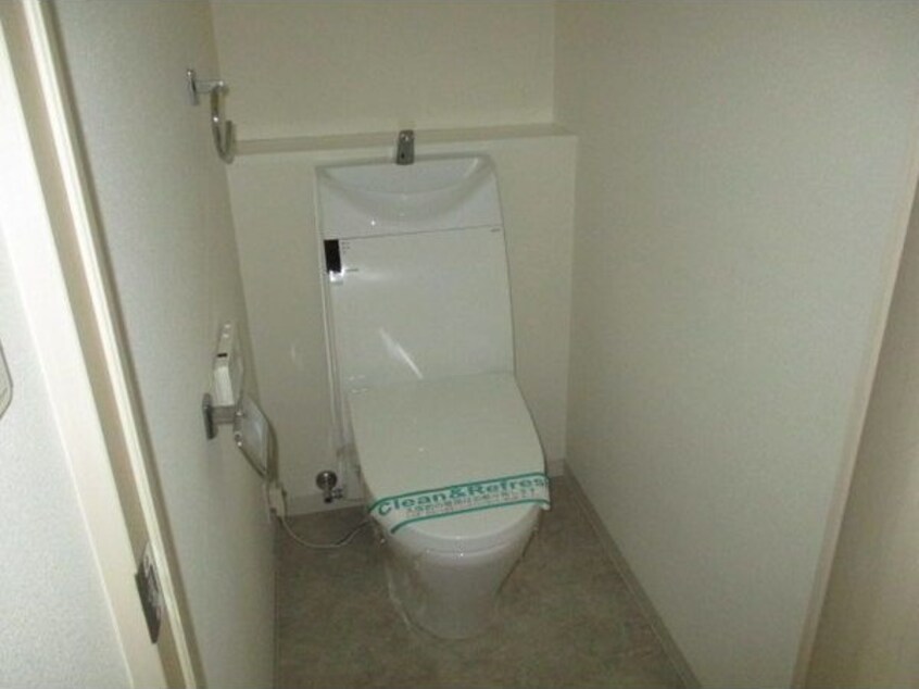  名古屋市営地下鉄桜通線/久屋大通駅 徒歩6分 7階 築18年