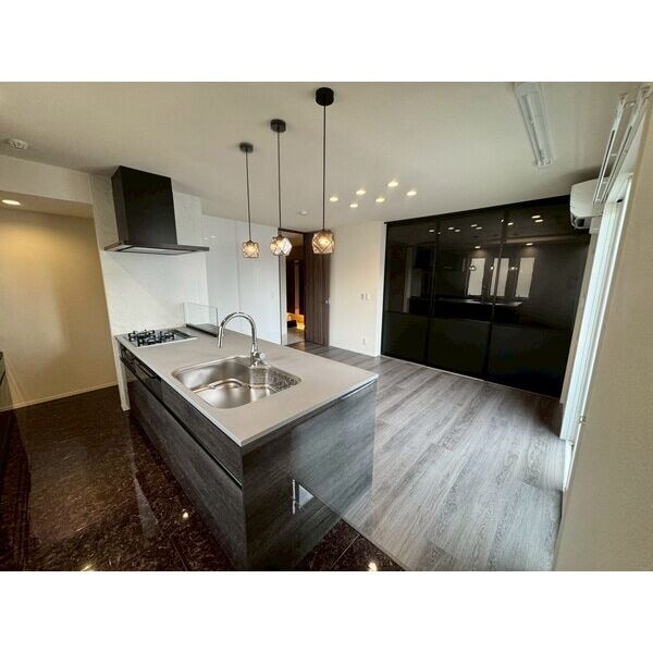  東海道本線/刈谷駅 徒歩13分 1階 1年未満