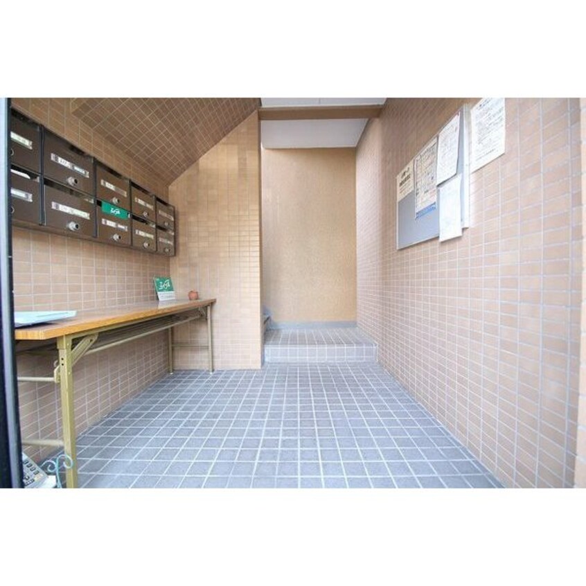  名古屋市営地下鉄東山線/星ヶ丘駅 徒歩10分 4階 築31年