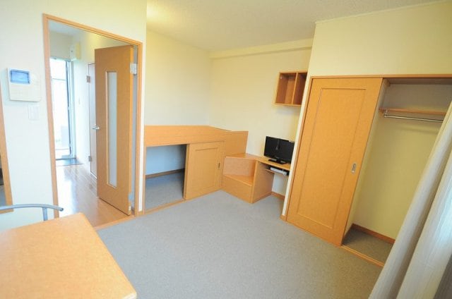  レオパレスサイレント　リバー