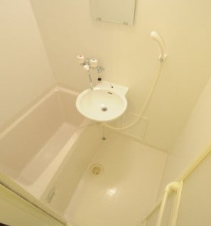  レオパレスサイレント　リバー