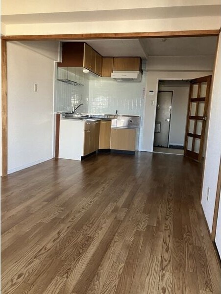  名古屋市営地下鉄名港線/六番町駅 徒歩5分 7階 築40年