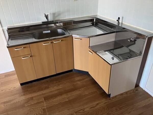  名古屋市営地下鉄名港線/六番町駅 徒歩5分 7階 築40年