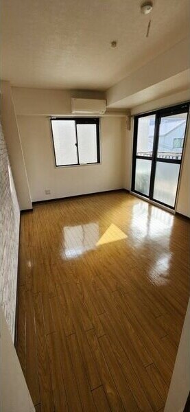  阪急神戸線/西宮北口駅 徒歩8分 3階 築29年