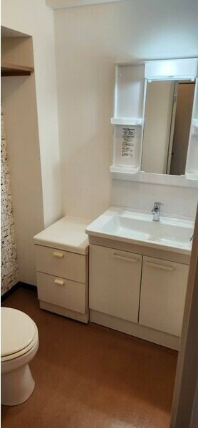  阪急神戸線/西宮北口駅 徒歩8分 3階 築29年