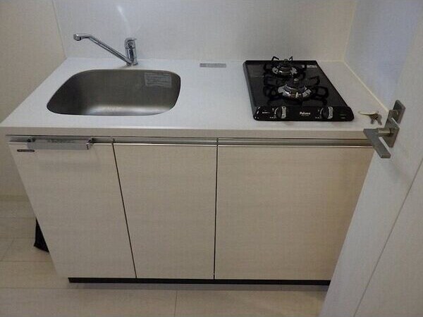  名古屋市営地下鉄東山線/新栄町駅 徒歩9分 5階 築4年