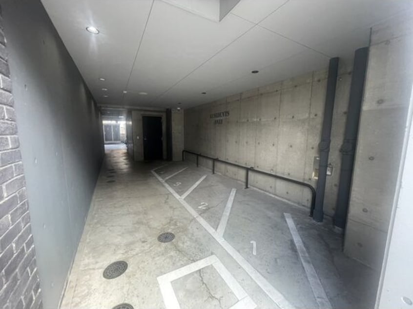  名古屋市営地下鉄名城線/新瑞橋駅 徒歩1分 9階 築8年