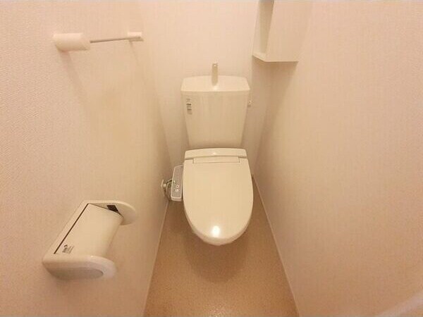  東海道本線・山陽本線<JR神戸線>/甲子園口駅 徒歩18分 1階 築11年