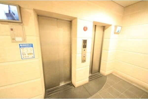  名古屋市営地下鉄桜通線/高岳駅 徒歩1分 2階 築18年