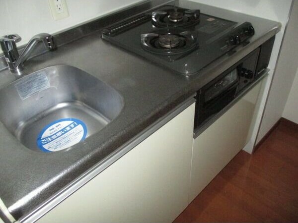  名古屋市営地下鉄桜通線/高岳駅 徒歩1分 2階 築18年