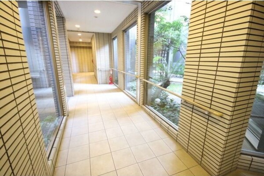  名古屋市営地下鉄桜通線/久屋大通駅 徒歩7分 4階 築20年