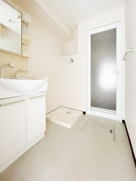  名古屋市営地下鉄名港線/六番町駅 徒歩2分 3階 築20年