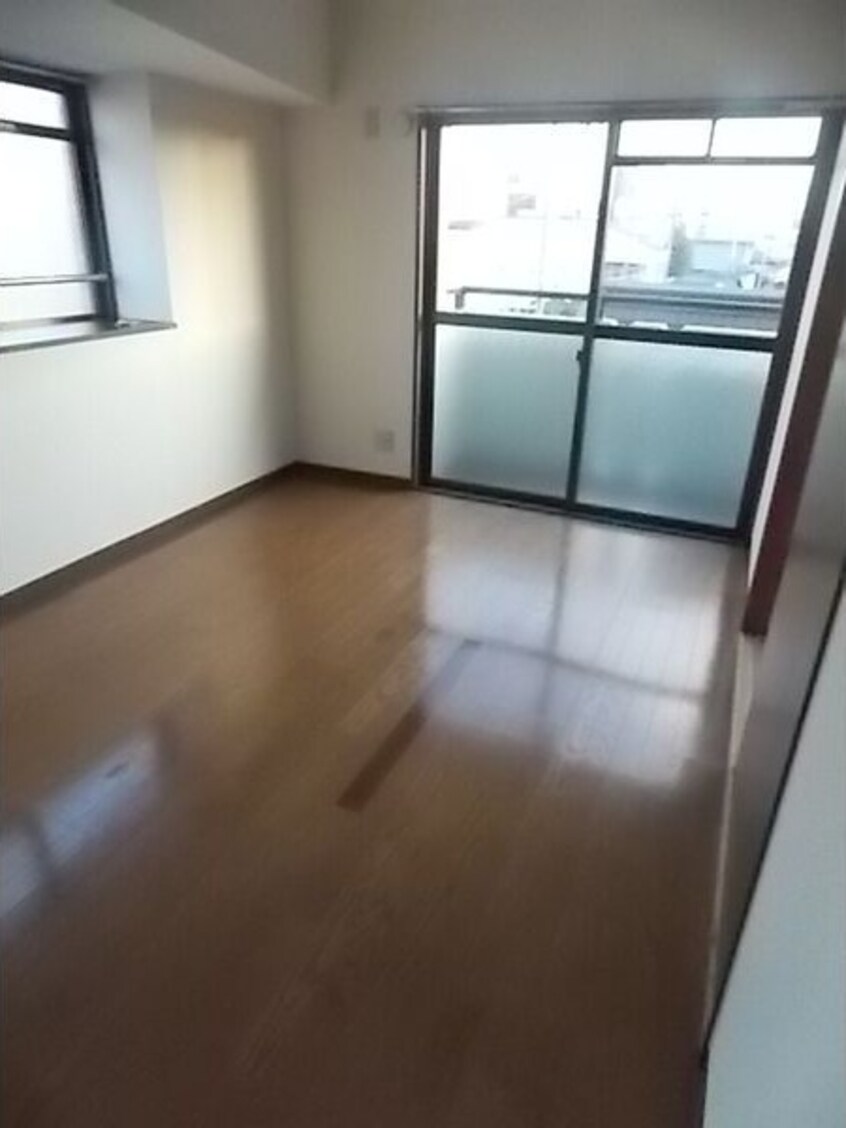  名古屋市営地下鉄名城線/大曽根駅 徒歩8分 3階 築31年