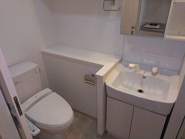  名古屋市営地下鉄東山線/池下駅 徒歩5分 1階 築18年