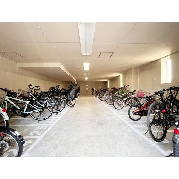  グラン・アベニュー本郷