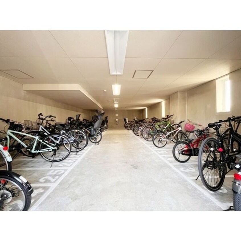  グラン・アベニュー本郷